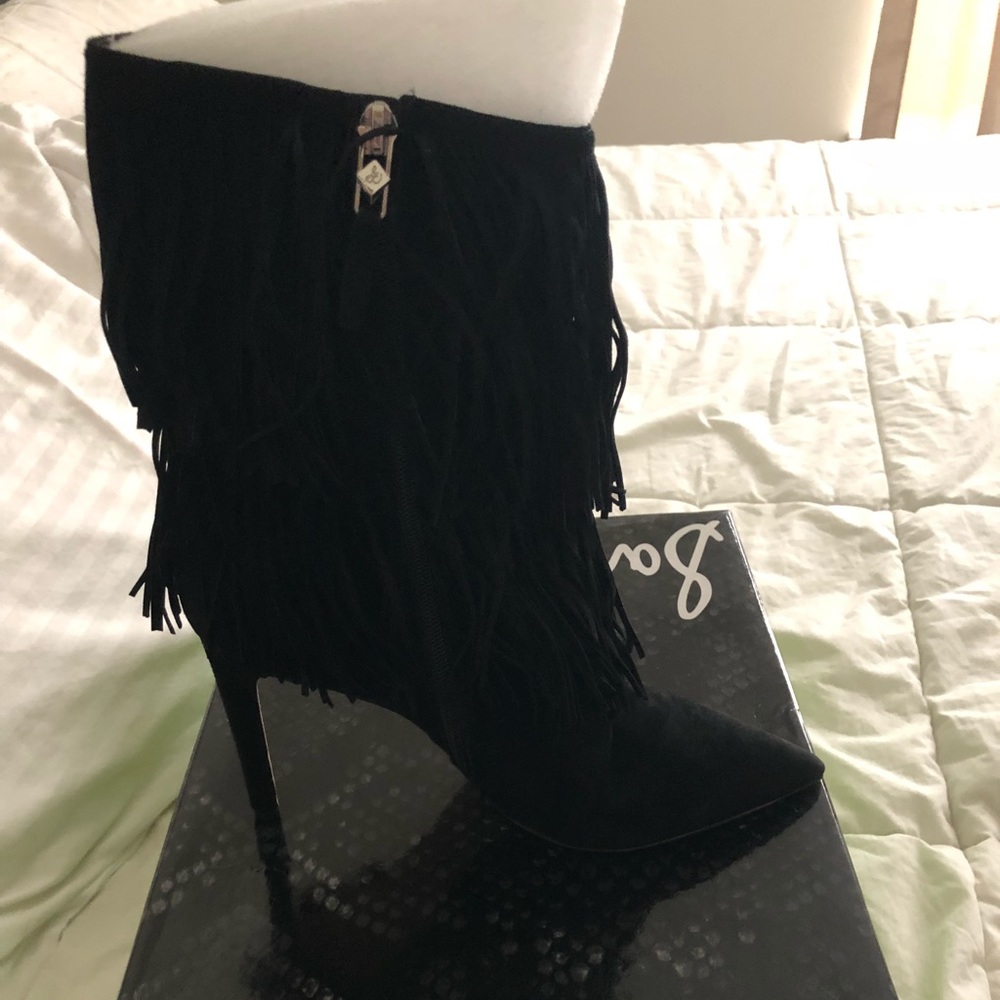 Sam Edelman Black suede fringe boots